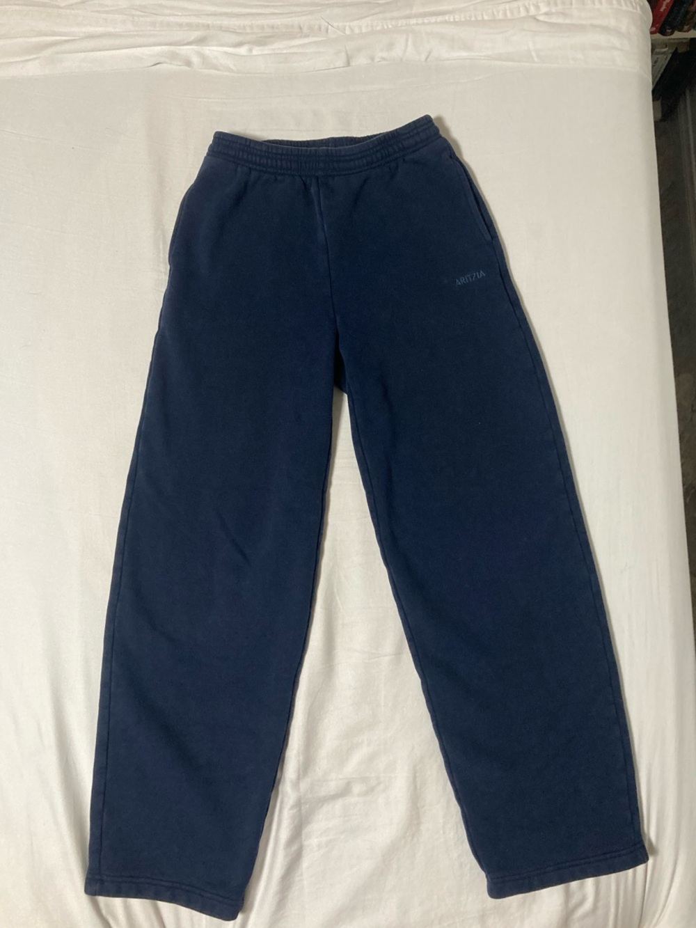 Aritzia Navy Straight Leg Sweatpants